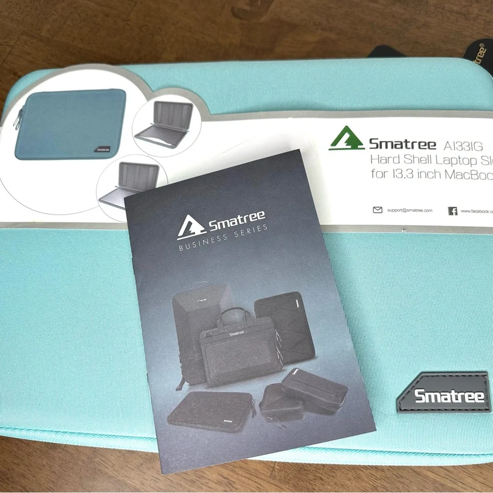 Smatree A1331G Hardshell Laptop case, NWT 13.3” blue/green color, anti water